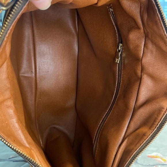 Louis Vuitton Monogram Boulogne Zip Hobo Bag - Picture 11 of 11